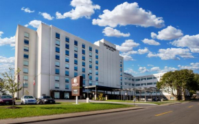 DoubleTree by Hilton Hotel Niagara Falls New York  Ниагара Фолс